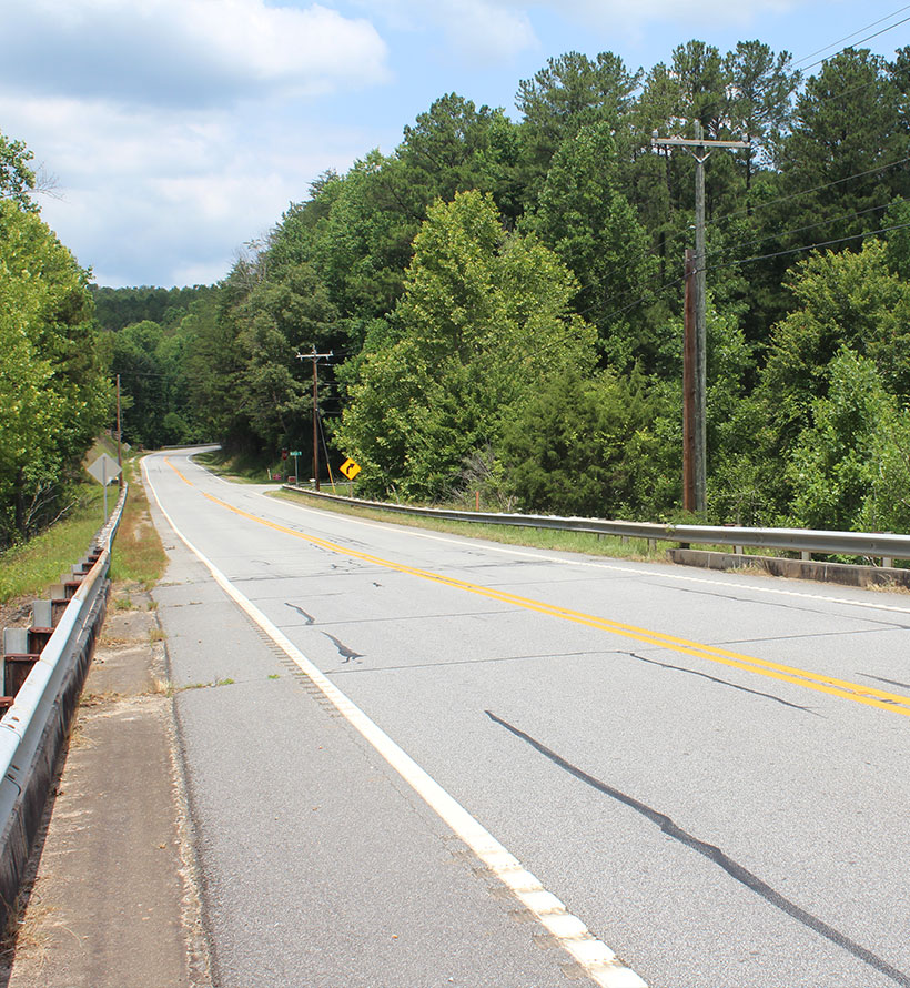 Road view of Crow Creek Rd